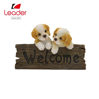  Hot Sales Cat Family Resin Figurine with Welcome Sign for Wall Plaque and Home Decoration