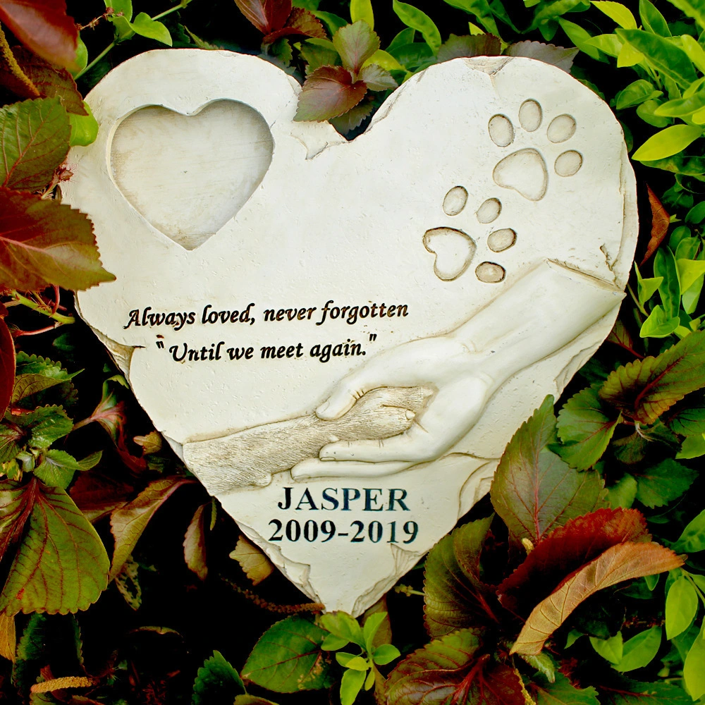 Custom Resin Heart Shape Pet Memorial Garden Stone Pet Memorial Picture Frame