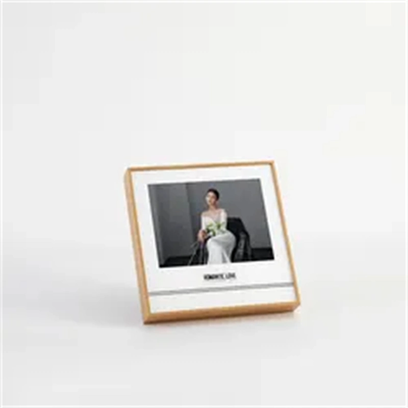 Hot Selling Wooden Photo Display Stands Wall Hanging Photo Frames