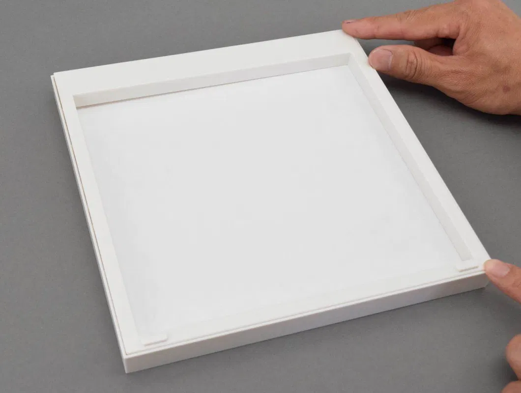 Removable PS/Polystyrene Photo Frame with Foam Board for Photo Installed