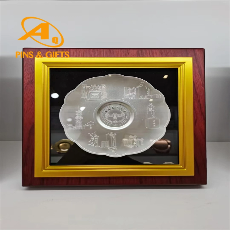 Custom High Quality 3D Engrave Round Blank Glass K9 Crystal Trophy Award Plaque Trophy Metal Art and Craft