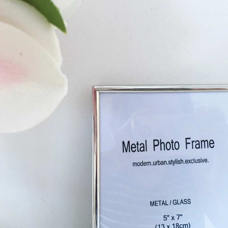 Atmospheric Decoration Transparent Double Sided Glass Promotional Gift Metal Photo Frame