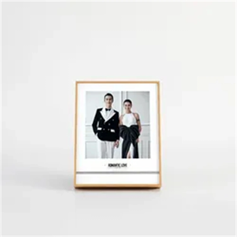 Hot Selling Wooden Photo Display Stands Wall Hanging Photo Frames