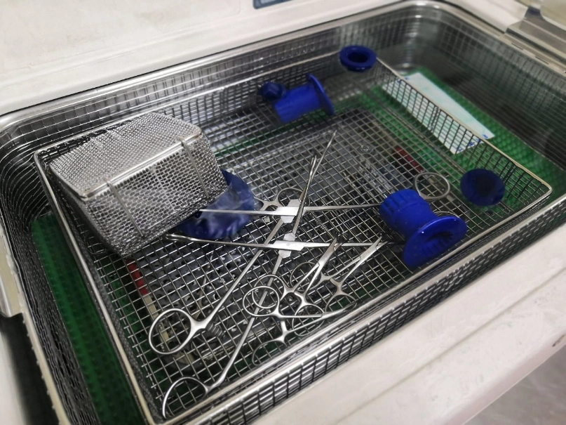 Stainless Steel Wire Mesh Aluminum Perforated Sheet Container UV Sterilizer Basket Disinfector Smooth Blue Silicone Sterilization Cassette Trays Endoscope Box