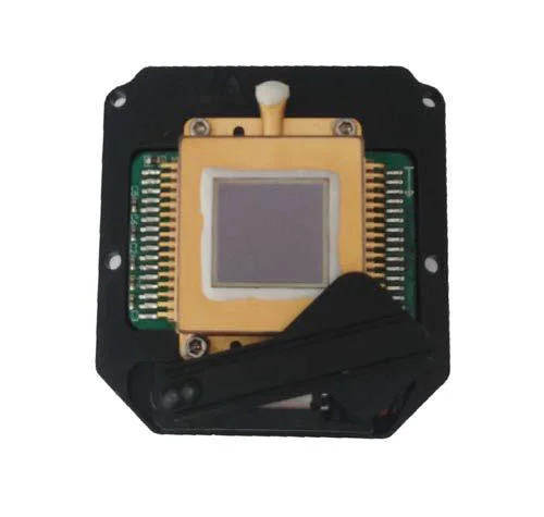 8~14&mu; M Miniature Size Uncooled Thermal Imaging Module