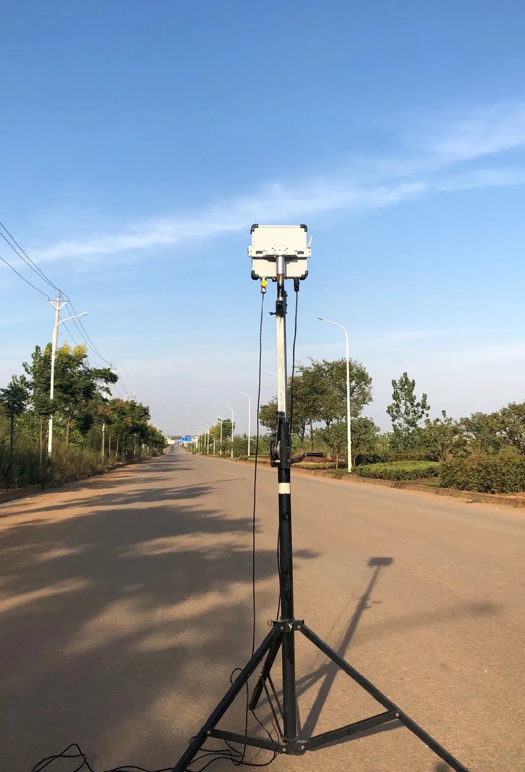 Warning Detection Radar for Border Security Application