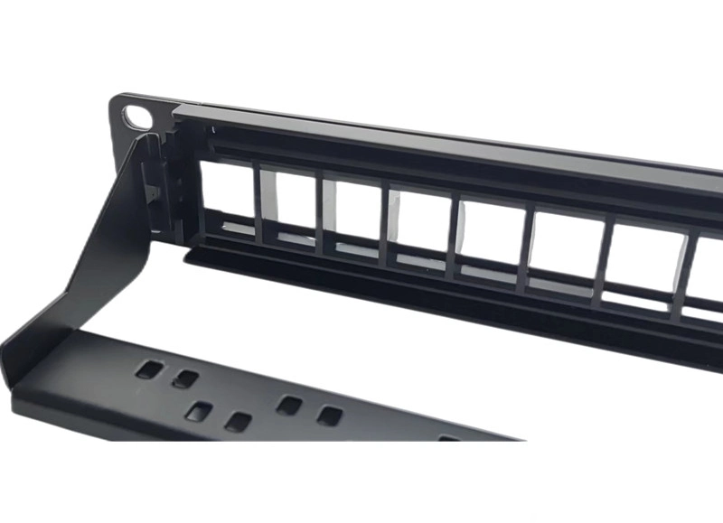 19&quot; 24 Port Rackmount Ethernet Network Patch Panel in Data Center