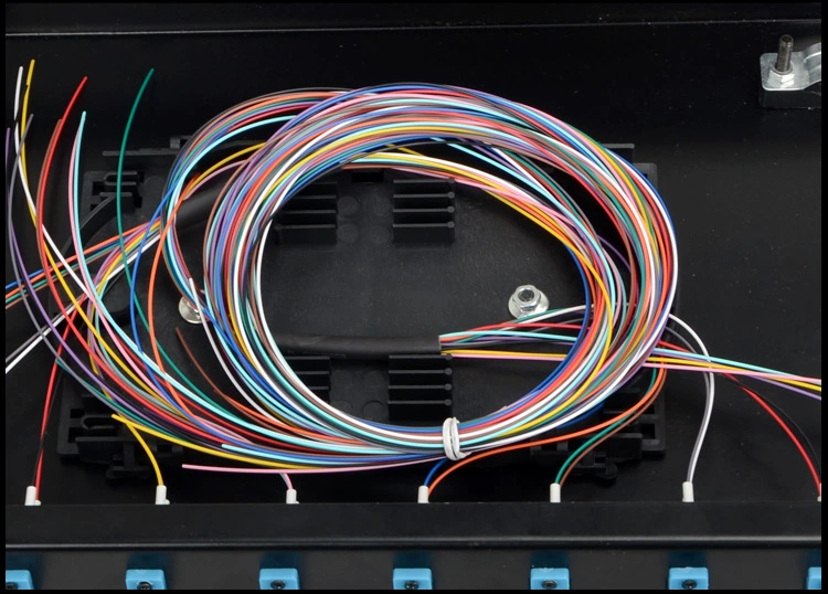 12 24 48 96 144 Core Sc/LC MPO Rack Mount Splicing Fiber Optic Termination Box ODF/Patch Panel