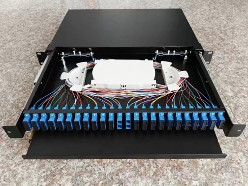 Wall Mounted Optical Fiber Distribution Frame/ODF/Patch Panel 12 24 48 144 Port for with Splice Tray and Sc LC FC Adapter