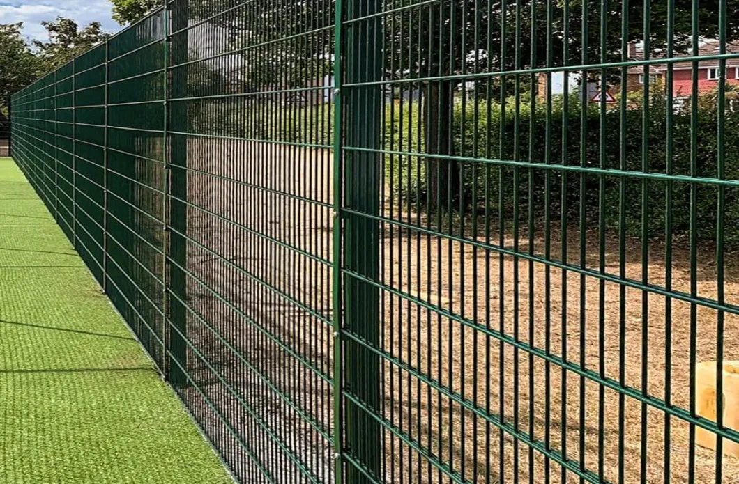 Yeeda 24 Inch Welded Wire Fence China Suppliers 3D Welded Wire Mesh Panel 80 X 80 X 2 mm Post Section Double Wire Fence Panel