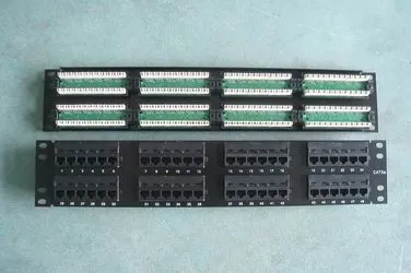 Communication 24 Port UTP Cat 6 Patch Panel with Back Bar