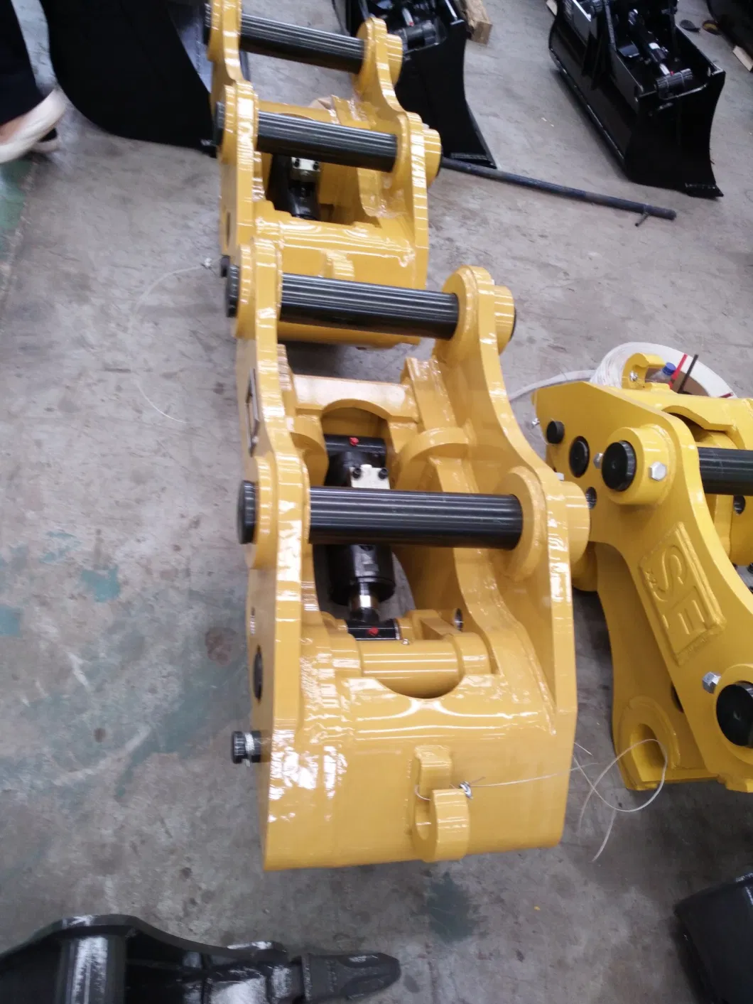 Hydraulic Quick Coupler for 20t Different Brand Excavator