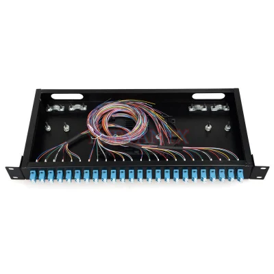 Pannello patch a fibre ottiche scorrevole da 19&quot; con core 24