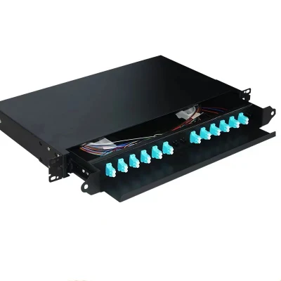 Telaio di distribuzione fibra ottica a parete/ODF/pannello patch 12 24 48 144 porte per con vassoio di giunzione e SC LC FC Adattatore