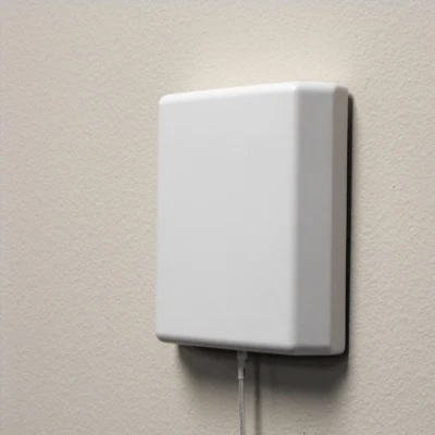 Antenna da pannello patch da 698 MHz per interni Mini antenna da pannello direzionale per Sistema di antenne distribuite