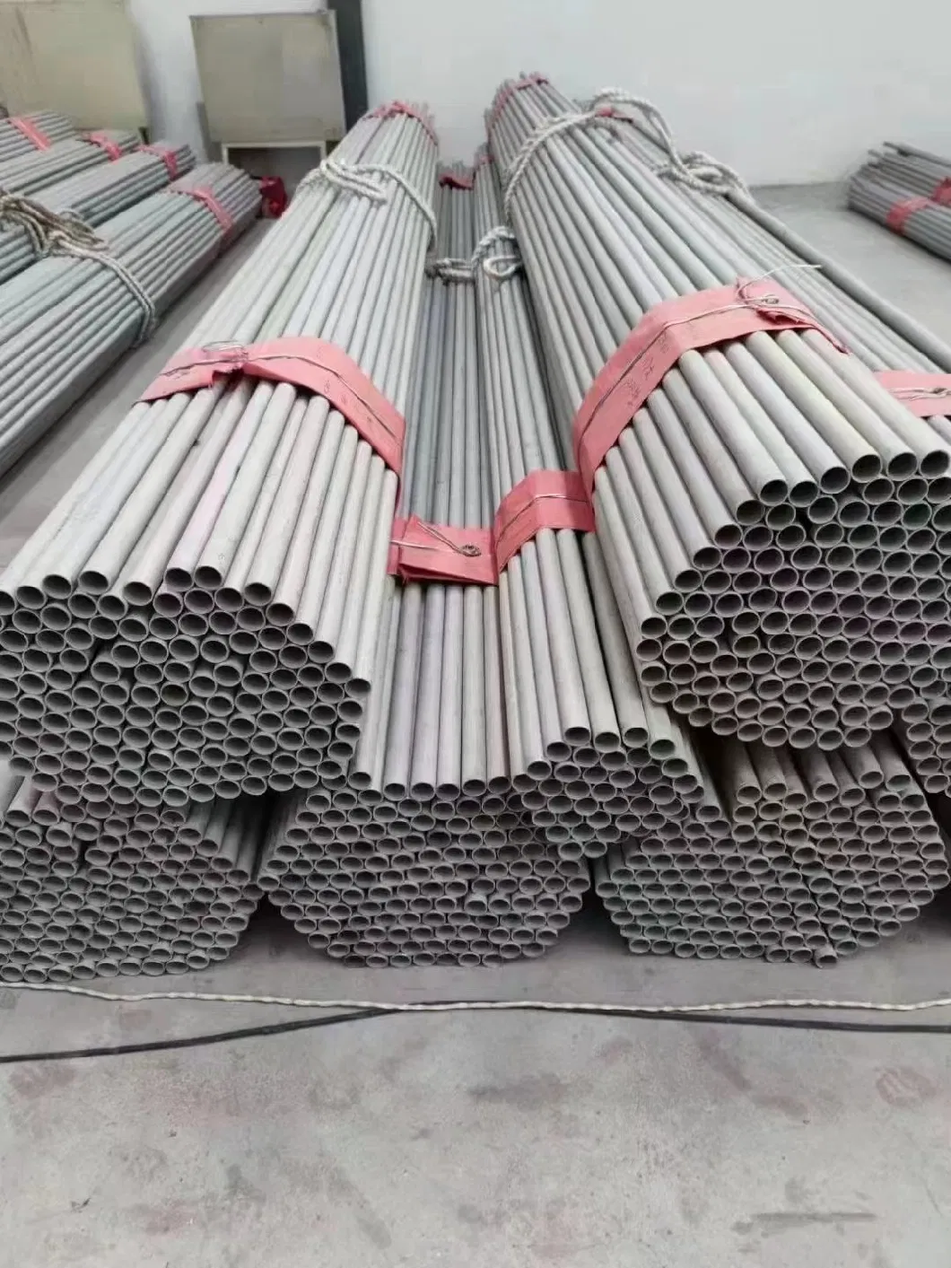 Factory Sale High Precision Q235 Q235B Q195 Ss400 Carbon Steel Pipe Tube