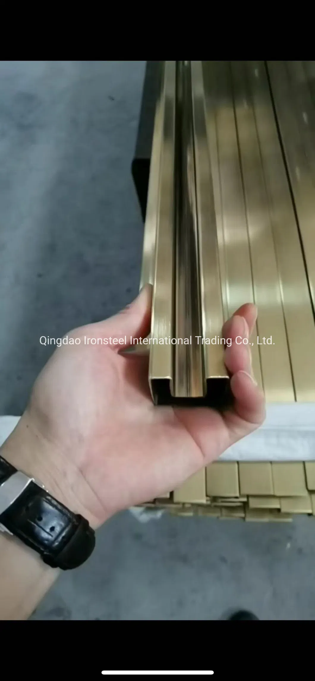 304L 316L Welded Stainless Steel Pipe Golden Plated Stainless Steel Ornamental Pipe Mirror Polishing Golden Color Stainless Steel Decorative Tube