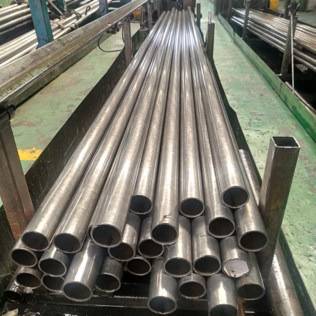 ASTM DIN JIS Standard Cold Drawn/Cold Rolling/Hot Rolling Precision Seamless Carbon Alloy Steel Pipe for Building Materials Gas and Oil Pipelines