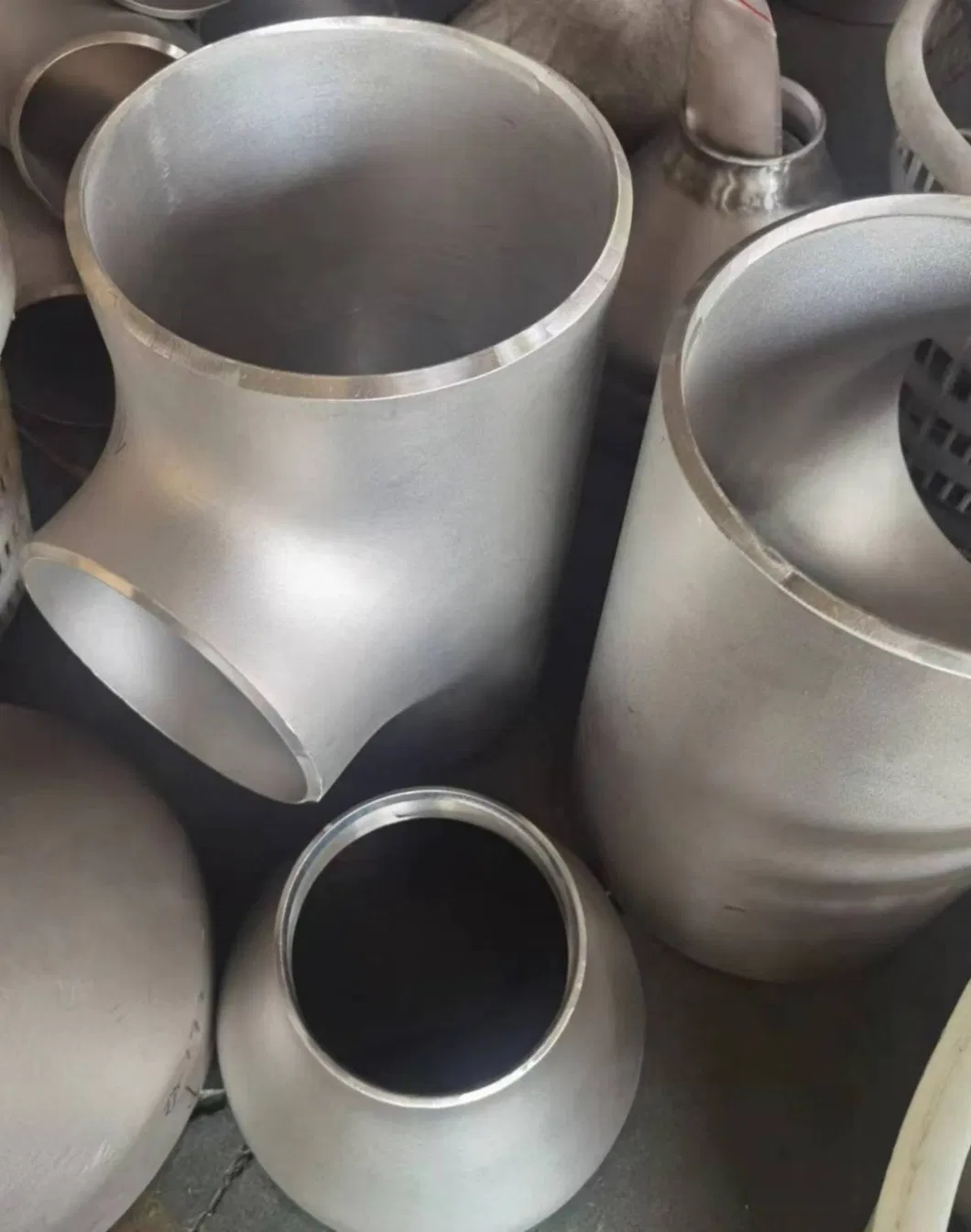 Stainless Steel Industrial Grade Pipe Fitting Welded Straight Equal Tee