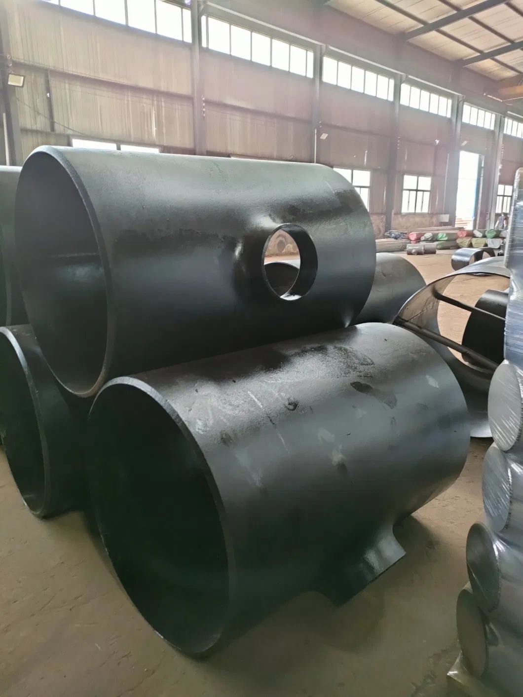 Equal Mild ASME B16.9 Wpb Reducing Seamless Forged Carbon Black Steel Butt-Welding Pipe Fitting Straight Reducer Tee