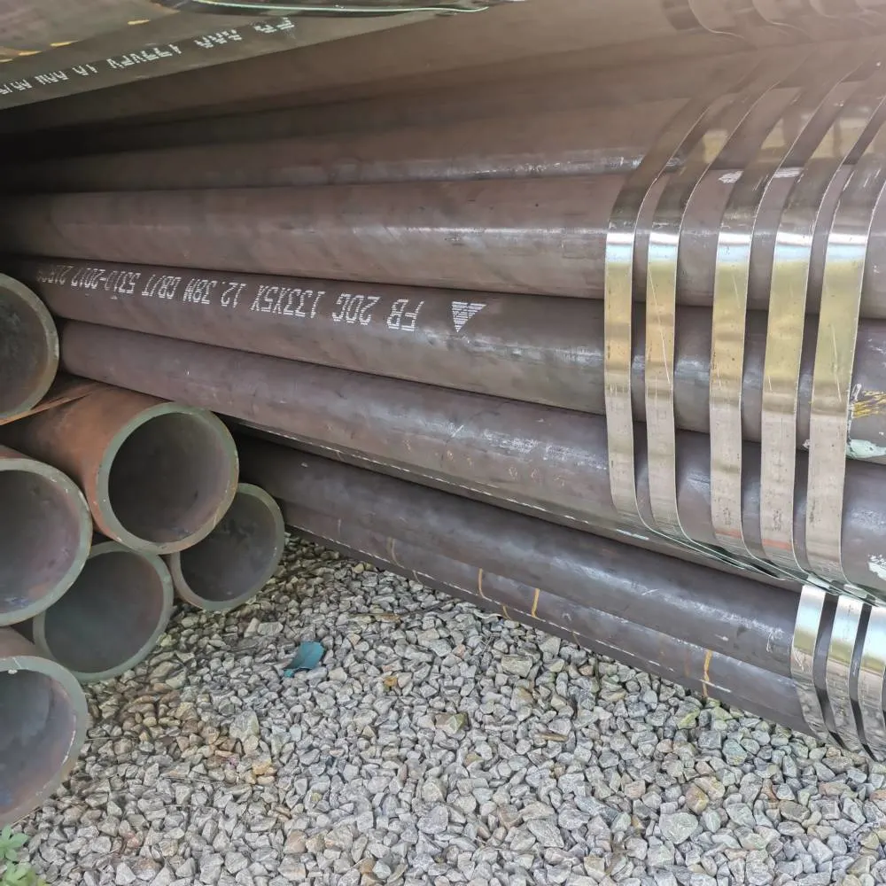 China Steel Pipe Manufacturer Ss400/St37/St52/Q235B/Q345 Black Iron Round/ Square/ Welded/ Welding/ Seamless/ ERW/ Mild/ Ms Metallic Carbon Steel Pipe Price