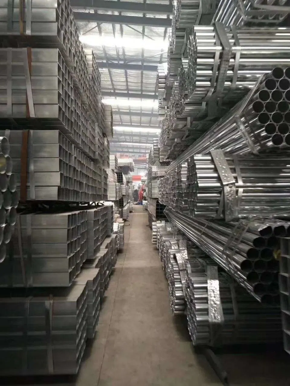 Shs Rhs ASTM A500 Square Tube Rectangular Pipe 100X100 Ms Galvanized Steel Round Steel Pipe Price ERW 0.5 - 20 mm