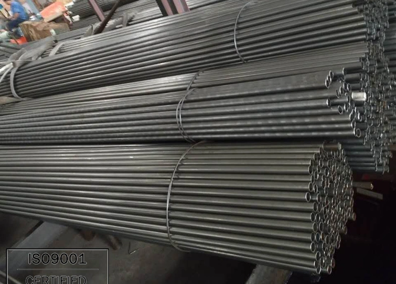 Round Square Rectangular Seamless Carbon Steel Pipe Tube ERW SSAW LSAW Welded ASTM A106/API 5L Gr. B Sch40 Sch80