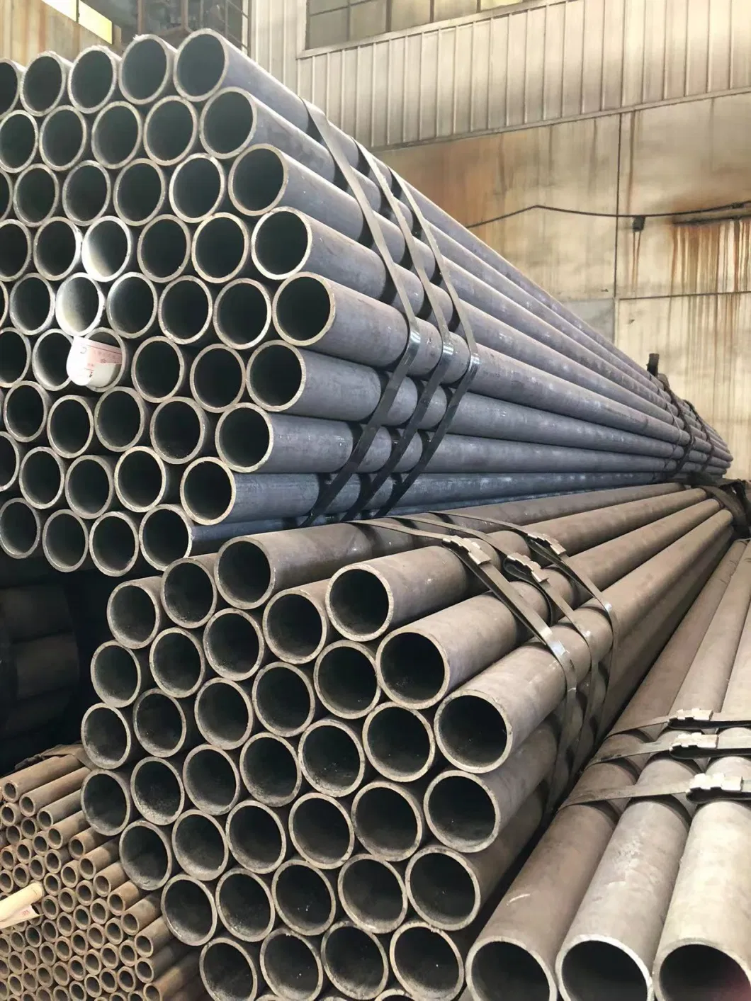 Heat Exchanger Boiler Tube SA192 ASTM A210 Grade a Gr. C Steel Pipe ASTM A333 Gr. 3 Gr. 6 Gr. 8 Seamless Steel Pipe