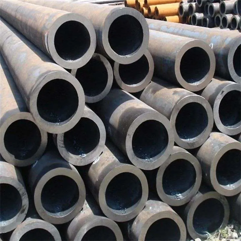 Precision and High-Quality 36, St52, St35, St42, St45, X42, X52, X60, X65, X70 Seamless Carbon Steel Pipes