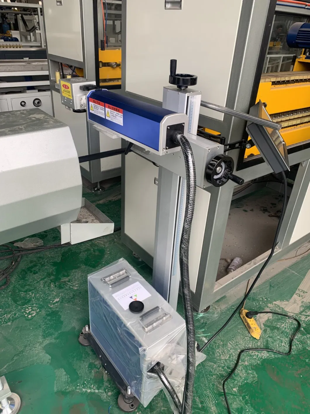 20W 30W Portable Fiber Laser Marking Machine for Metal Jewelry Printing Expiration Date Coding Machine Laser Printer