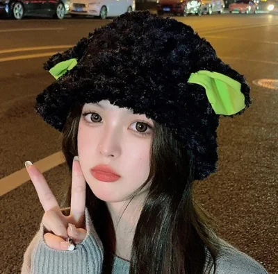 Women&prime;s Cute Sheep Ear Bucket Hat Warm Winter Fuzzy Fleece Fisherman Hat