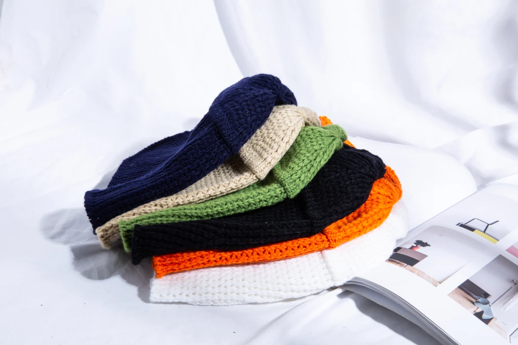 Custom Jacquard Plain Acrylic Winter Basketball Snow Ski Cap Sport Camo Knitted Hat