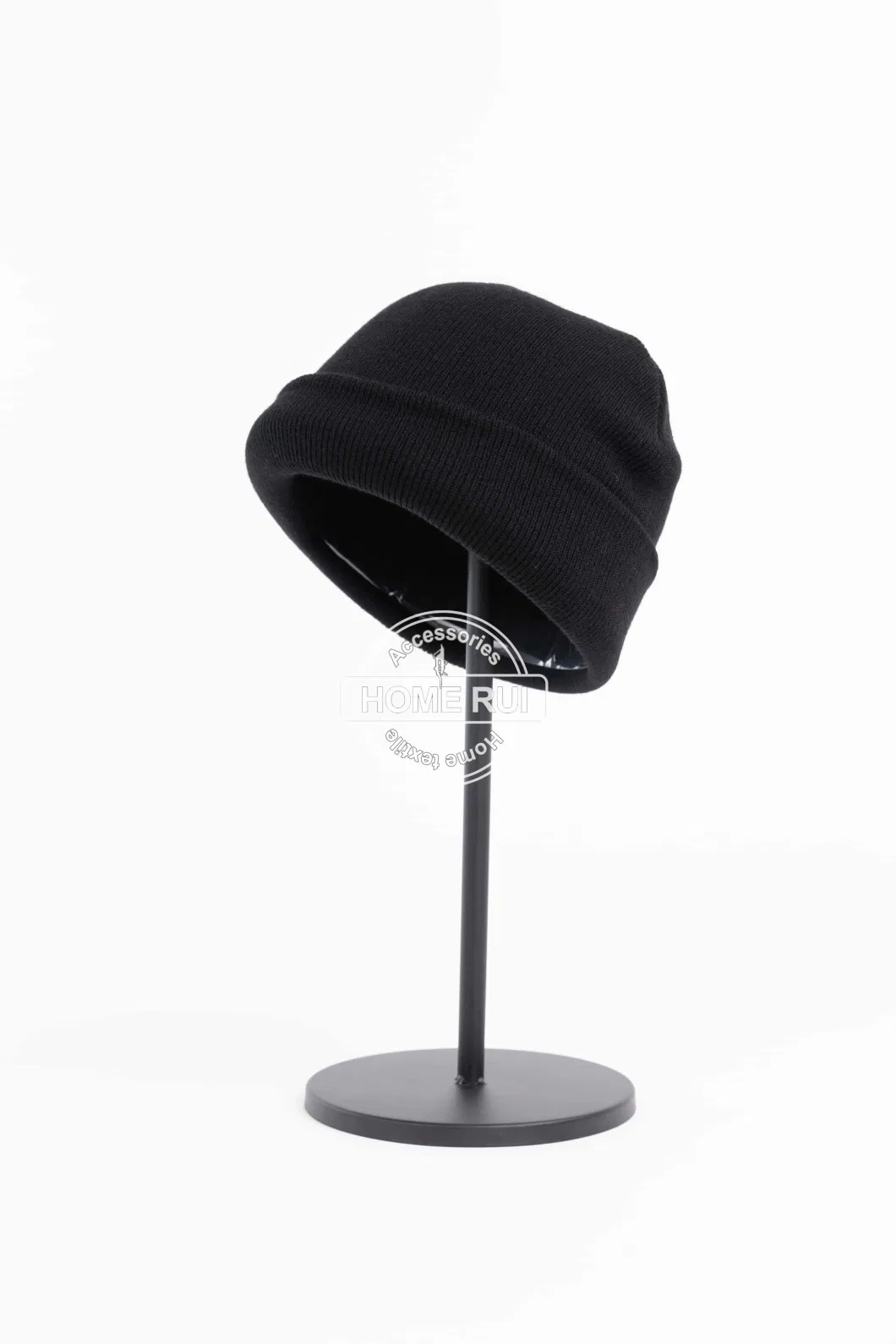 OEM Low MOQ Winter Outdoor Running Riding Cycling Leather Patch Custom Logo Ribbed Knit Skully Beanie Hats