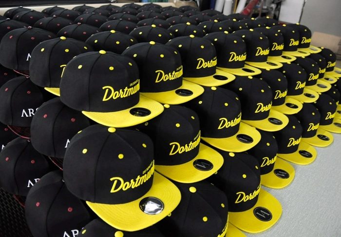 Cheap Wholesale 3D Embroidery 5 Panel Cap Custom Blank Mens Plain Snapback Hat Caps