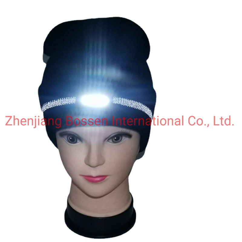 China Hat Factory Custom Color Logo Outdoor Camping Winter Knitted Beanie Cap Hat with LED Lights