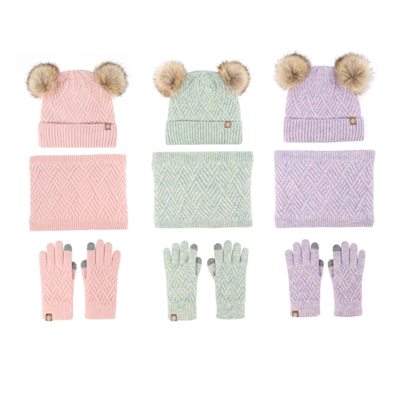 Cute Children&prime;s Winter Wool Warm Knit Hat and Neck Gaiter 3-Piece Set