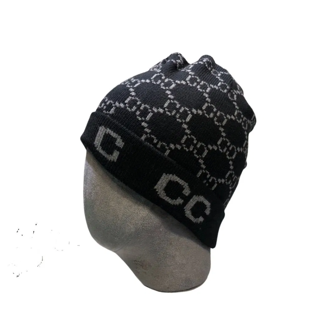 Custom Designer High Quality Mens 100% Acrylic Winter Knitted Skull Fisherman Beanies, Leather Patch Logo Grey Beanie Cap Hat