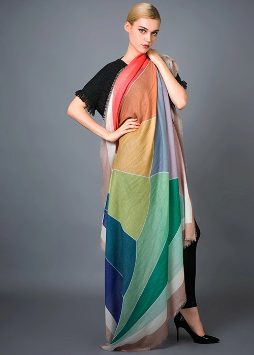 Fashion Women&prime; S Cutomized Digital Print-100% Silk Ladies Scarf