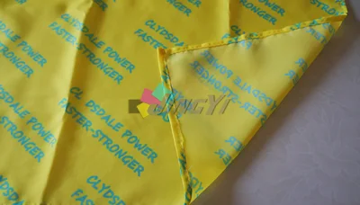Testina di stampa personalizzata con stampa a colori a colori con stampa a colori 100% poliestere Bandana (può stampare diversi disegni)