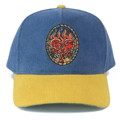 Telaio curvo a a 5 pannelli di qualità migliore personalizzato OEM Cappello da baseball Corduroy Sports con logo ricamato piatto