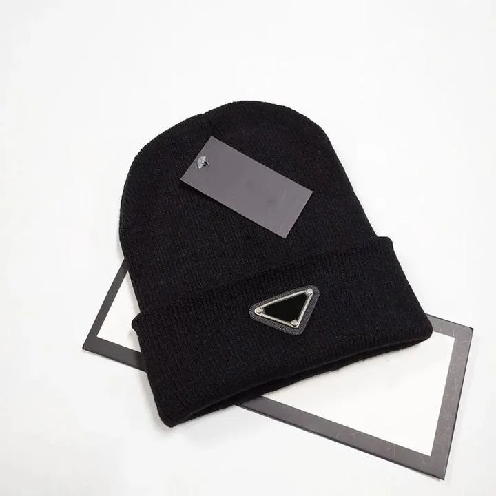 Designer Knitted Hats Winter Letter Logo Classical Winter Hats Luxury Beanies Cap