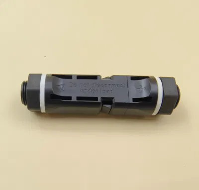IP67 Waterproof Solar Panel Cable Connectors with Spannersmale/Female