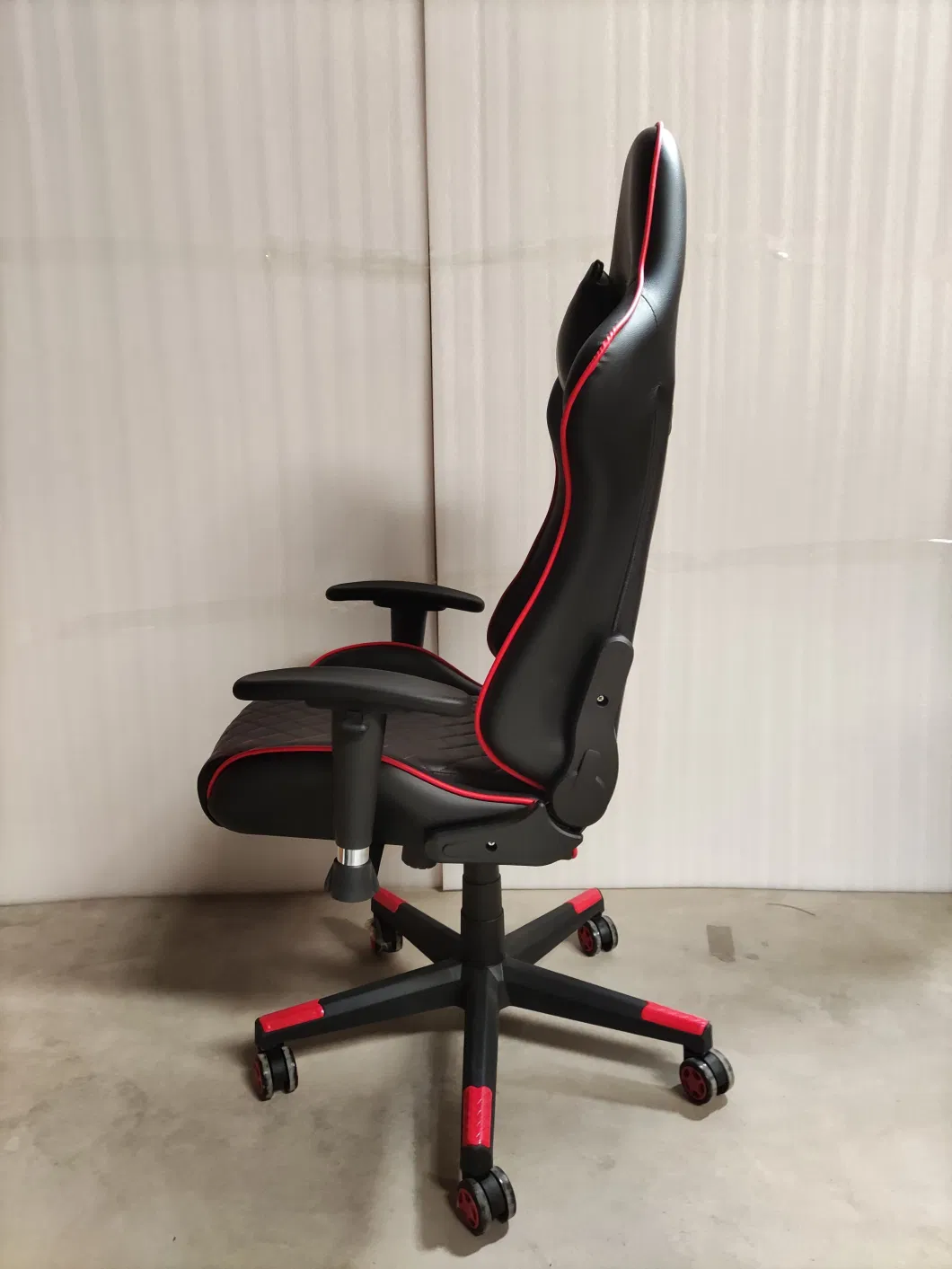Cheap Wholesale Home Bar Racing Massage Leather Computer Gaming Chair with Footrest