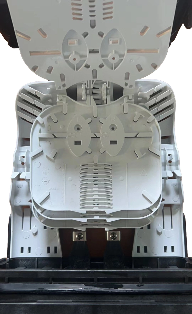 Wall Mounted IP68 Pre-Connectorized Drop Cable Optical Distribution Box 8 Ports 36 Cores Fiber Access Terminal Box