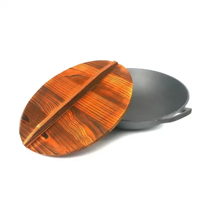 Wholesale Custom Logo Hot Sell 32cm Chinese New Light Weight Cast Iron Wok Pan with Wooden Cover