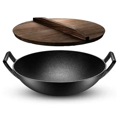 Wholesale Custom Logo Hot Sell 32cm Chinese New Light Weight Cast Iron Wok Pan with Wooden Cover