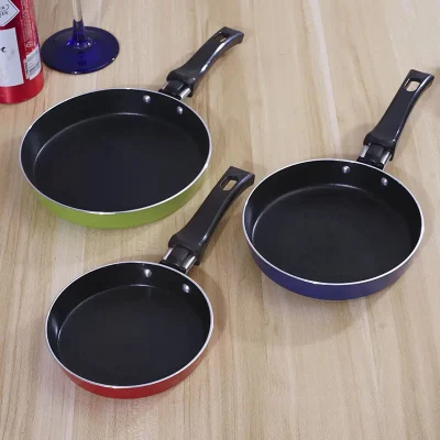 Venta en caliente Color antiadherente sartén de aluminio 14cm Mini tortilla Pan de rizo de huevo con Bakelite Handle Supermarket Promotion