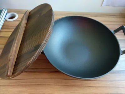 Professional Binaural de hierro fundido de China Wok sartén con tapa de madera