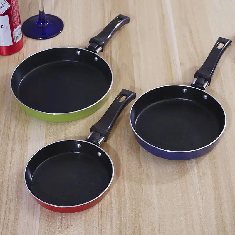 Hot Selling Colorful Nonstick Aluminum Frying Pan 14cm Mini Omelet Egg Fry Pan with Bakelite Handle Supermarket Promotion