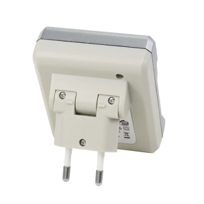 Factory Supply NiMH AA AAA Size Portable Fast Battery Charger 4 Slot USB Cable Model Cylindrical Battery Charger